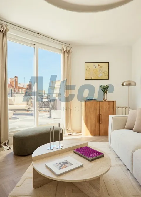 Flat 125 m² in Madrid (4/40)