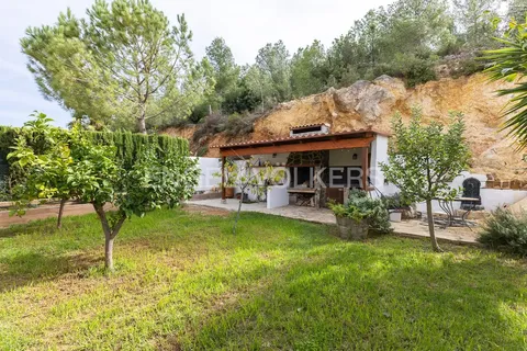 House 230 m² in Chiva