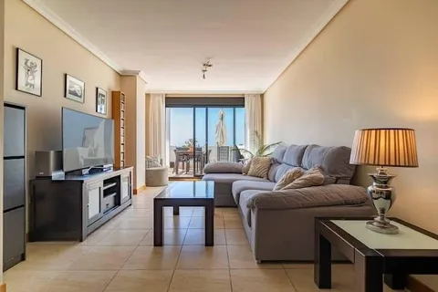 Flat 130 m² in Estepona