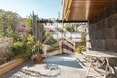 Casa de 228 m² a Sant Just Desvern (3/77)