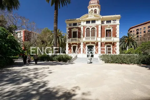 Wohnung 70 m² in Valencia