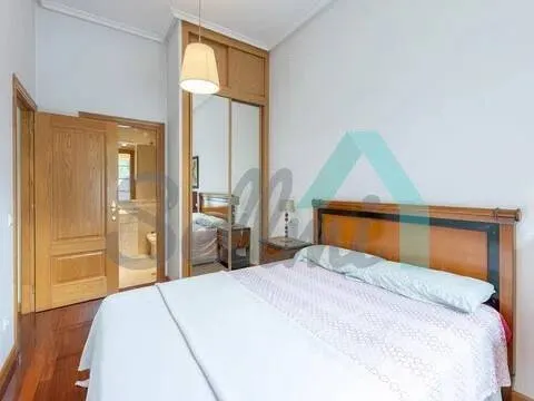 Pis de 82 m² a Oviedo