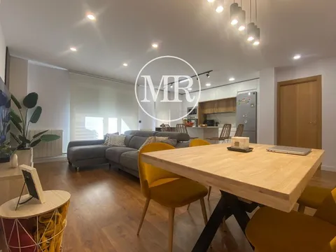 Appartement 210 m² à Monterrubio de Armuña