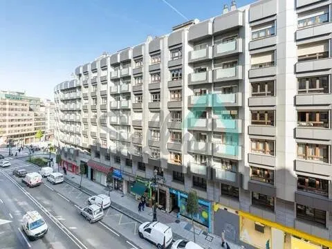 Appartamento 102 m² a Oviedo