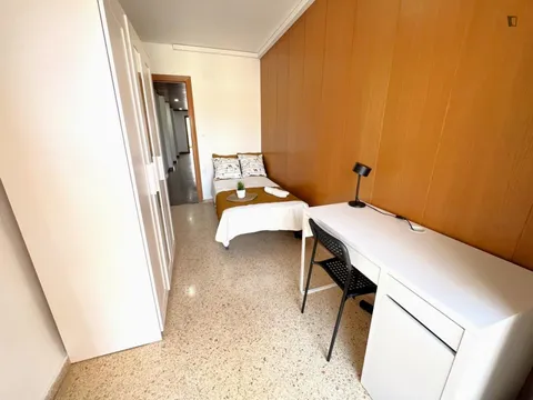 Chambre à louer, Valence