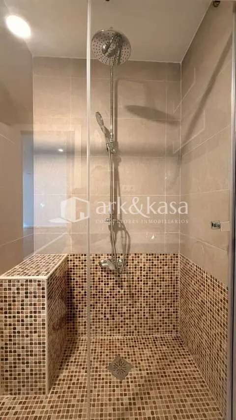 Pis de 75 m² a València