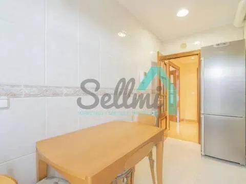 Pis de 83 m² a Oviedo