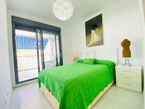 Piso de 100 m² en El Ejido