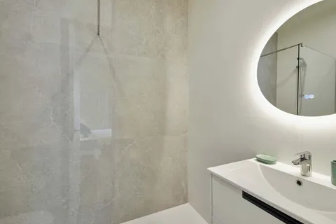 Wohnung 80 m² in Madrid