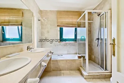Pis de 192 m² a San Roque