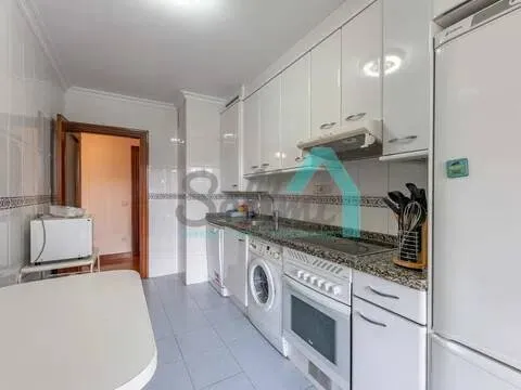 Pis de 111 m² a Oviedo