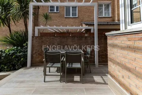 Pis de 440 m² a Esplugues de Llobregat