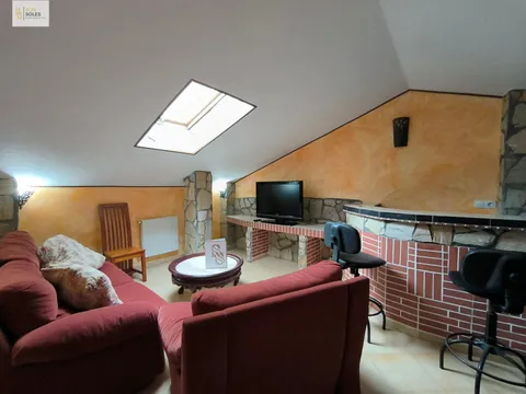 Casa de 140 m² a Hazas de Cesto