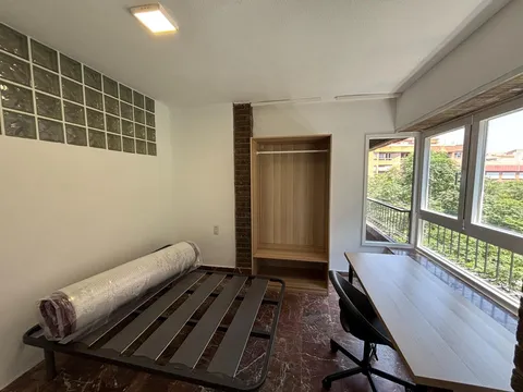 Zimmer 154 m², Granada