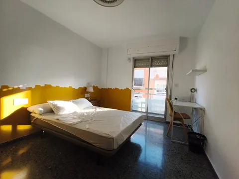 Habitació de lloguer, Burjassot
