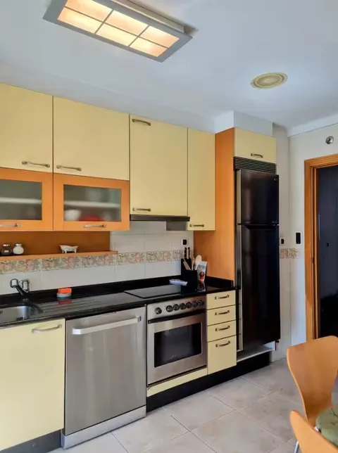 Flat 80 m² in A Coruña (4/21)