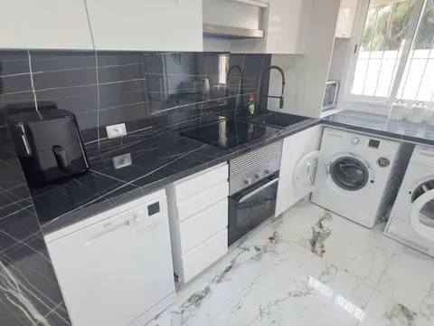 Casa de 80 m² a Oriola