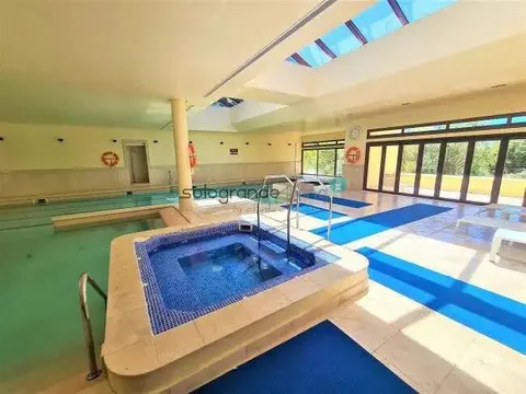 Appartement 260 m² à San Roque