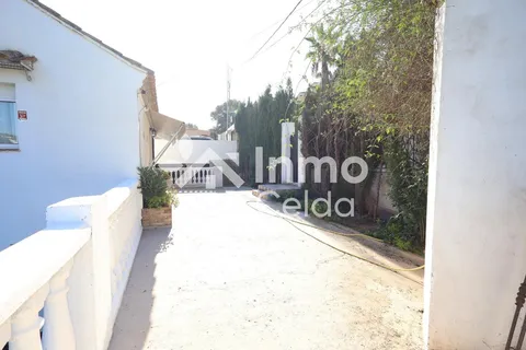 Casa de 136 m² a Xiva