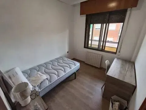 Quarto para alugar, Albacete