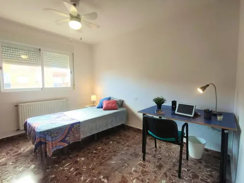 Habitació de lloguer, Paterna