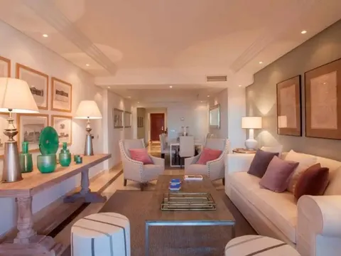 Pis de 102 m² a Estepona