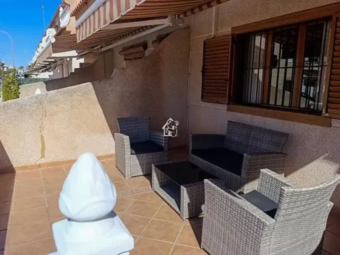Casa de 85 m² a el Pilar de la Foradada