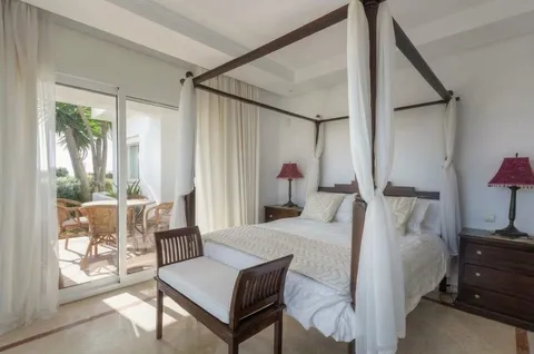 Pis de 242 m² a Estepona