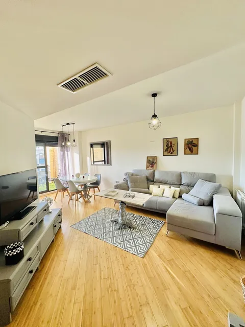 Piso de 85 m² en Granada