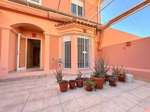 Casa de 151 m² a Tomares
