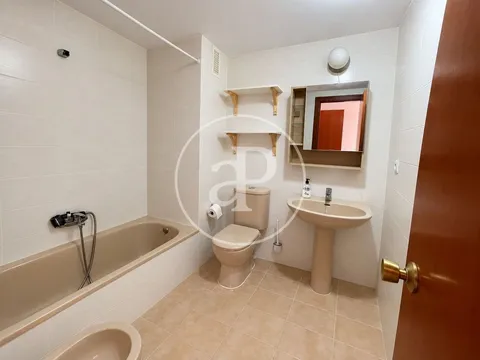 Wohnung 112 m² in Valencia