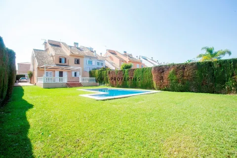 Casa de 239 m² a Paterna