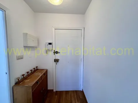 Pis de 85 m² a Pontevedra (4/14)