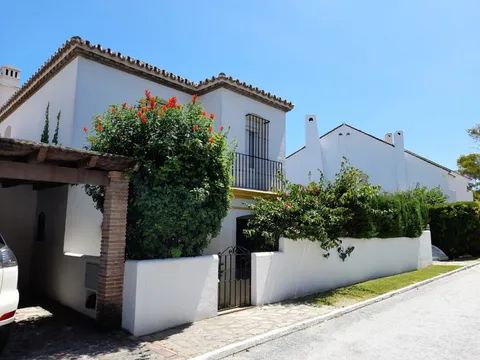 Casa 245 m² a Estepona