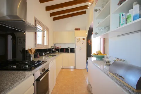 Casa de 121 m² a Pego