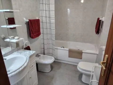 Wohnung 50 m² in Oleiros