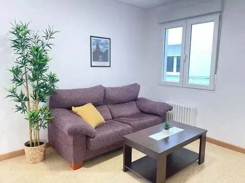Habitació de lloguer, Lleó