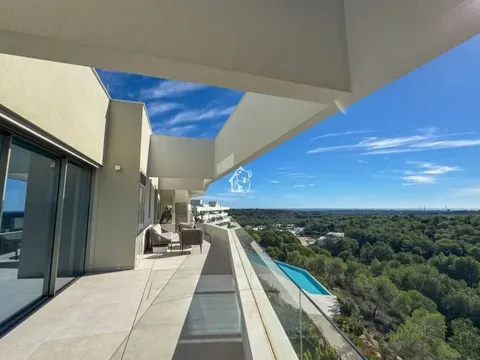 Pis de 360 m² a Oriola