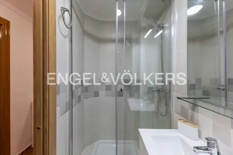 Pis de 77 m² a València