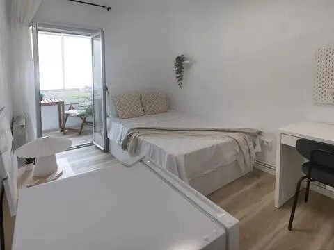 Room for rent, Madrid