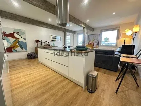 Piso de 90 m² en Vigo