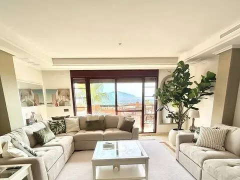 Appartement 305 m² à Ojén