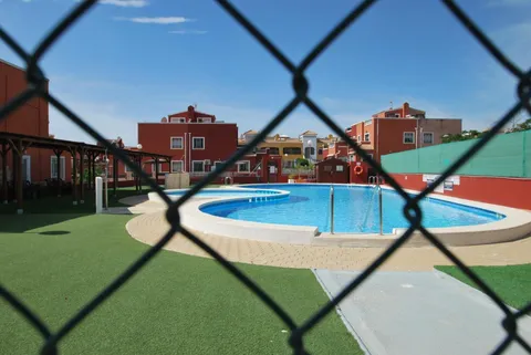 Pis de 72 m² a Los Montesinos