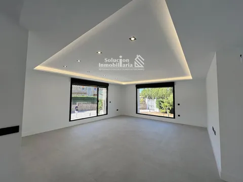 Maison 500 m² à Villamayor