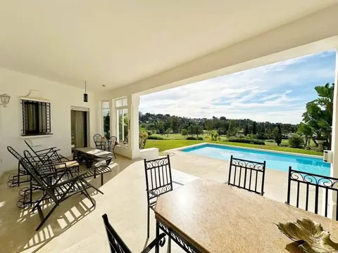 Casa 450 m² a Estepona