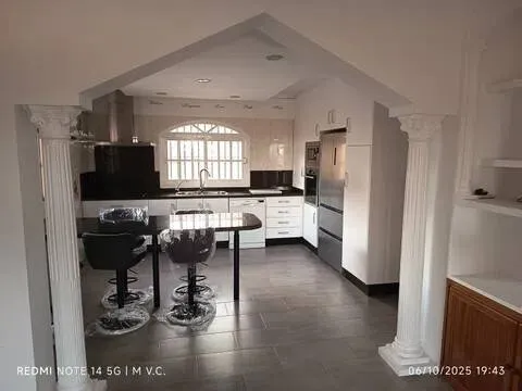 Casa de 250 m² a Casares