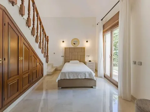 Haus 621 m² in Marbella