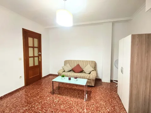 Habitació de lloguer, Burjassot