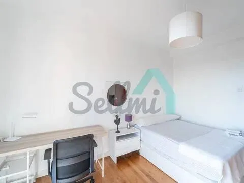 Habitació de lloguer, Oviedo