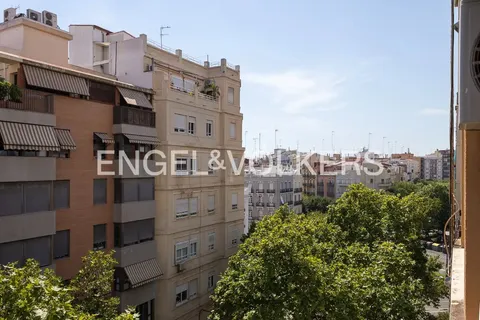 Pis de 98 m² a València